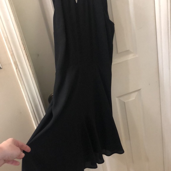 Express Dress - Picture 2 of 4